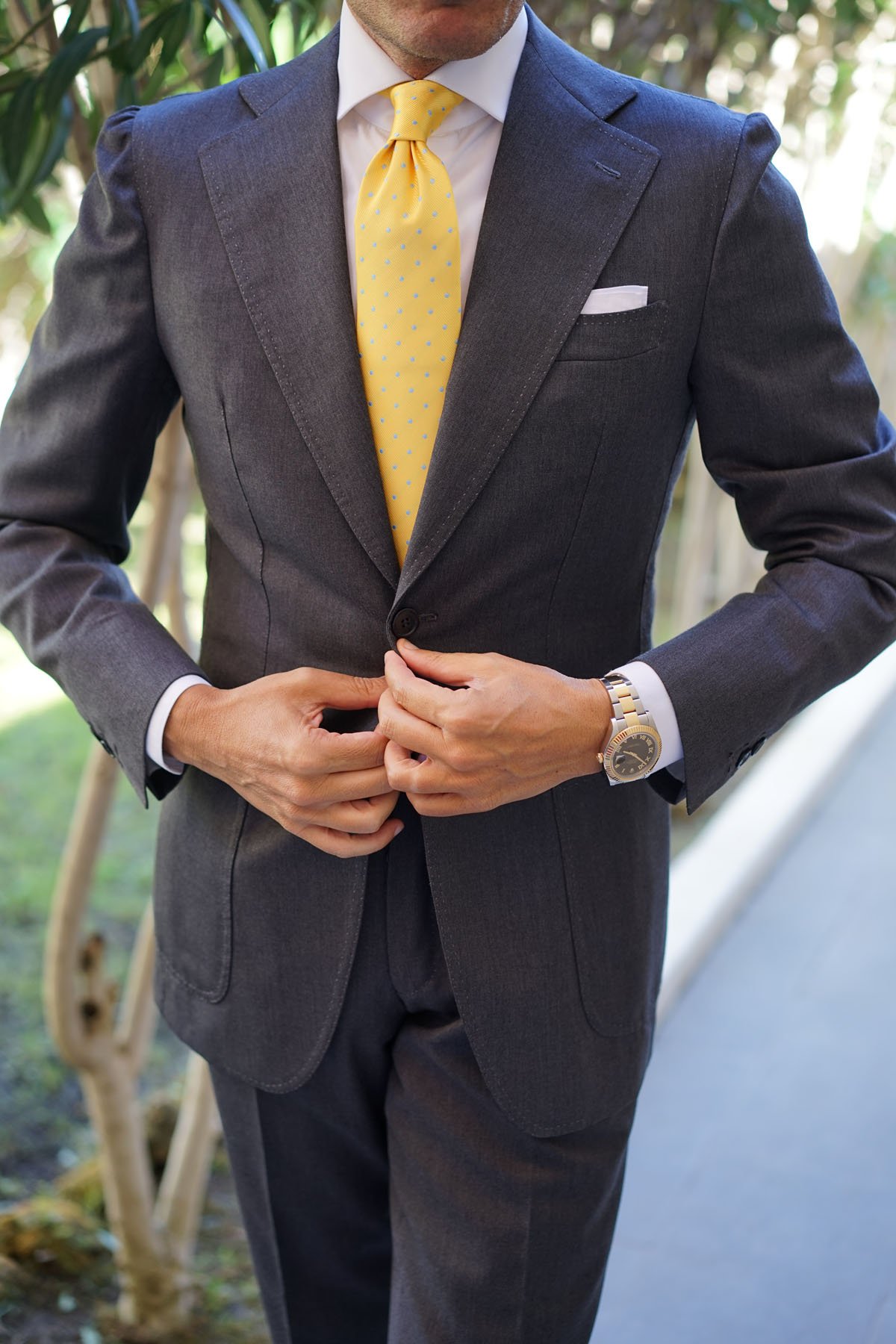 official tie color